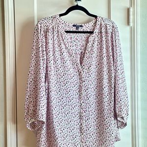 NYDJ Pintuck Blouse in Plus Size 1X - Great Condition - Gently Worn